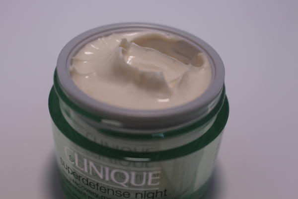 Clinique Superdefense Night recovery moisturizer