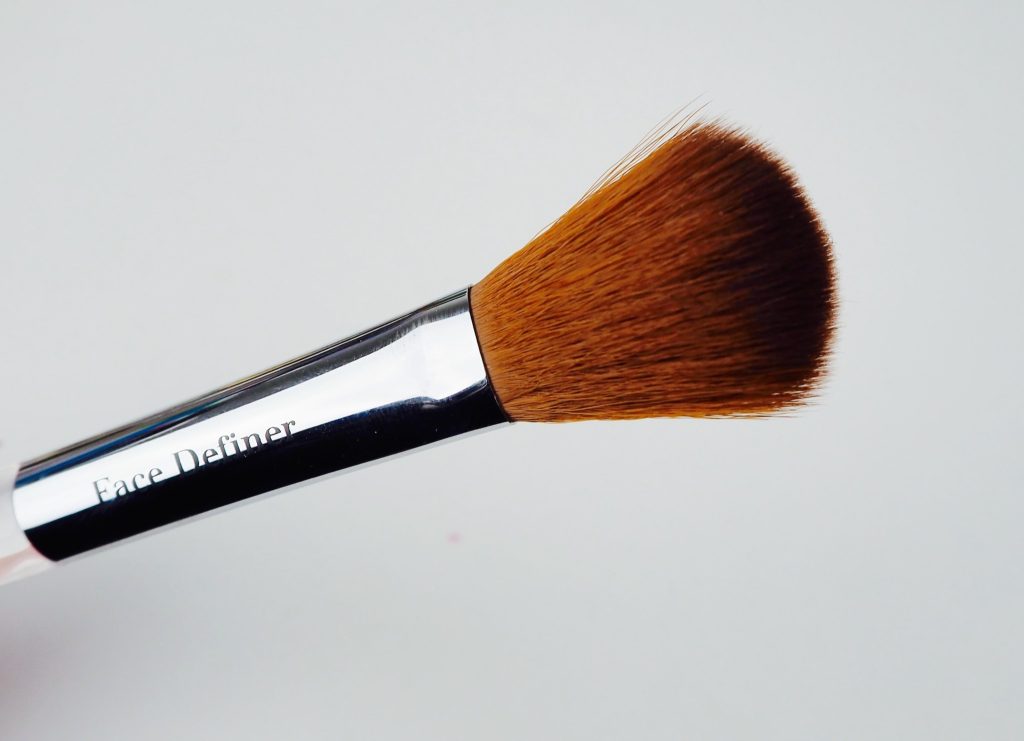 Idun Minerals Face Definer Brush