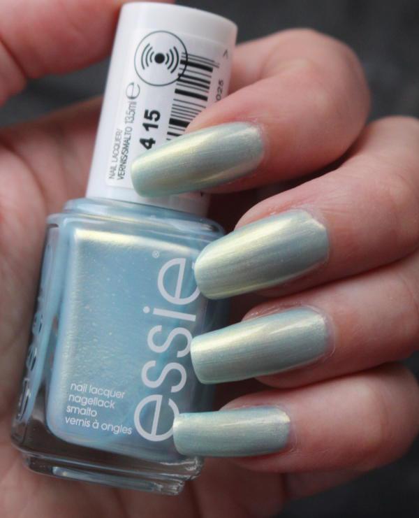 Essie Tropical lights 