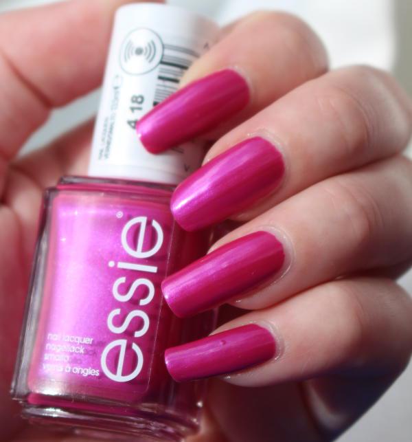 Essie Tropical lights 