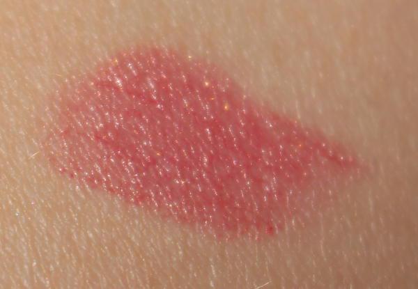 Glam Muse Lustre lipstick