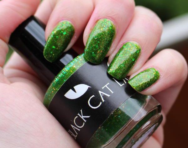 Black Cat Lacquer Poison Ivy