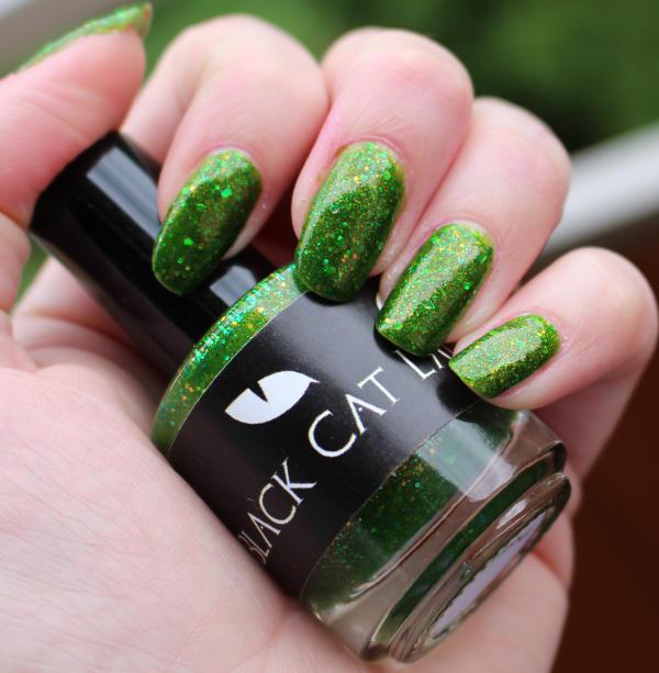 Black Cat Lacquer Poison Ivy