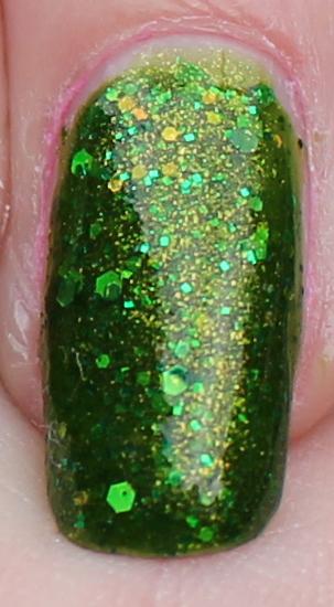 Black Cat Lacquer Poison Ivy