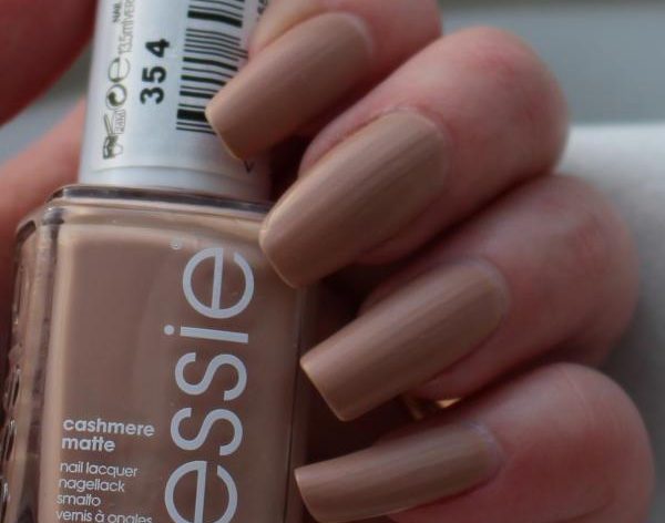 Essie Cashmere collection