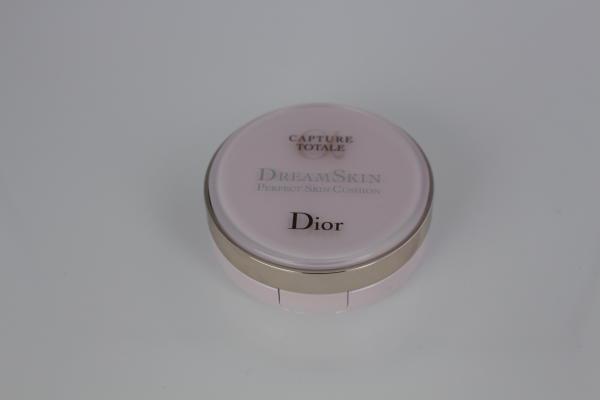 Dreamskin Perfect Skin Cushion