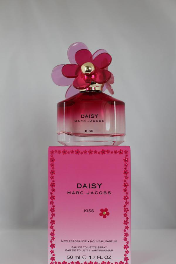 Marc Jacobs Daisy Kiss