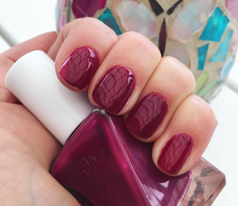 essie gelcouture