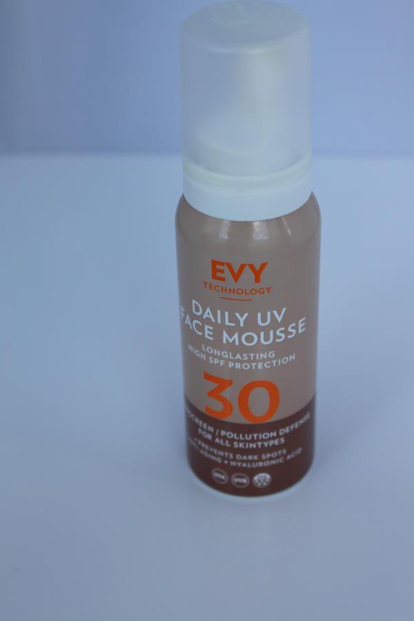 Evy Daily UV Face Mousse