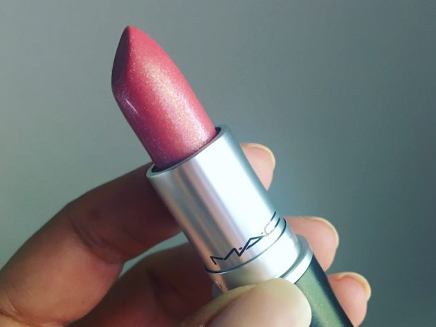 metallic lipstick