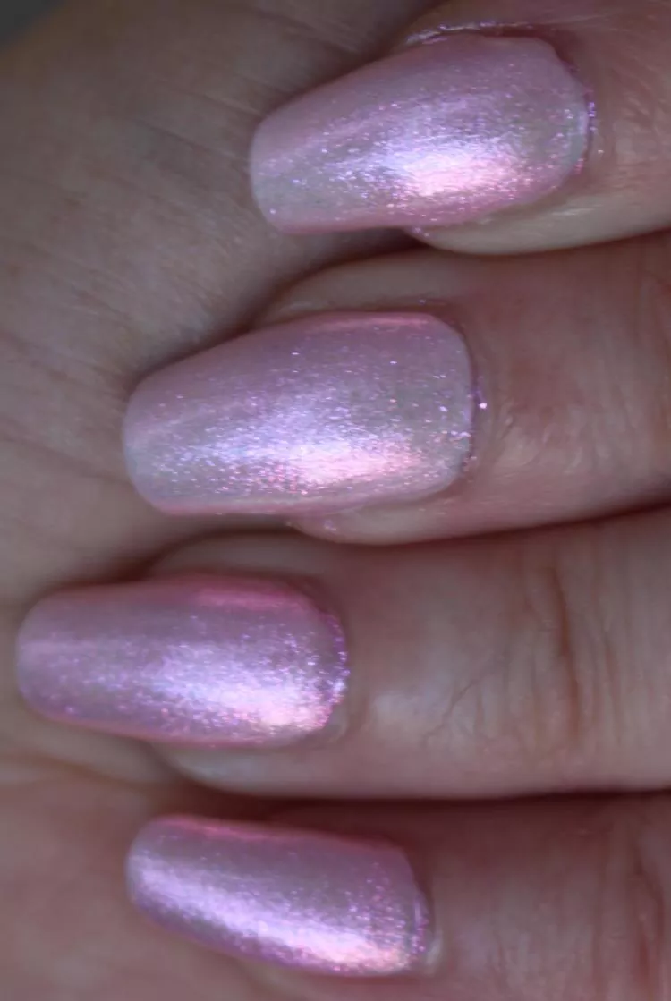 Isadora nail on sale glow