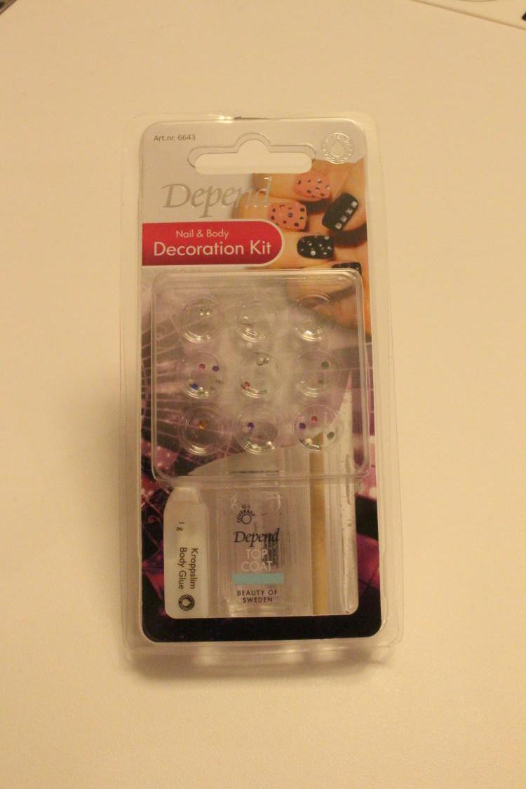 Depend Nail and body Decoration kit 