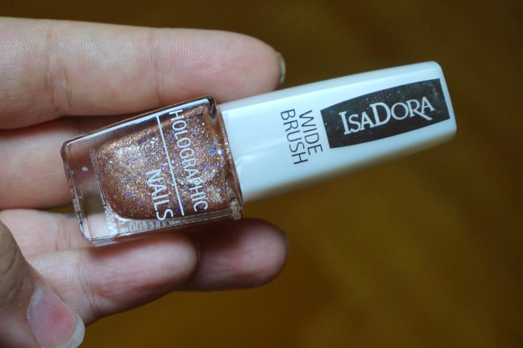 Isadora Holographic Nails