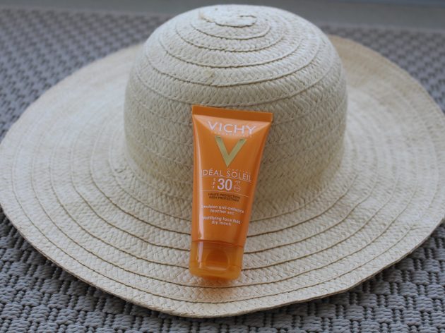 Vichy Ideal Soleil Dry Touch Face