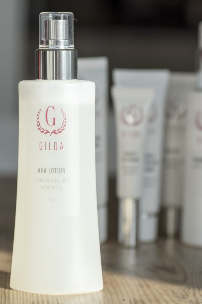 Skräddarsydd hudvård från Gilda Cosmetic AHA lotion