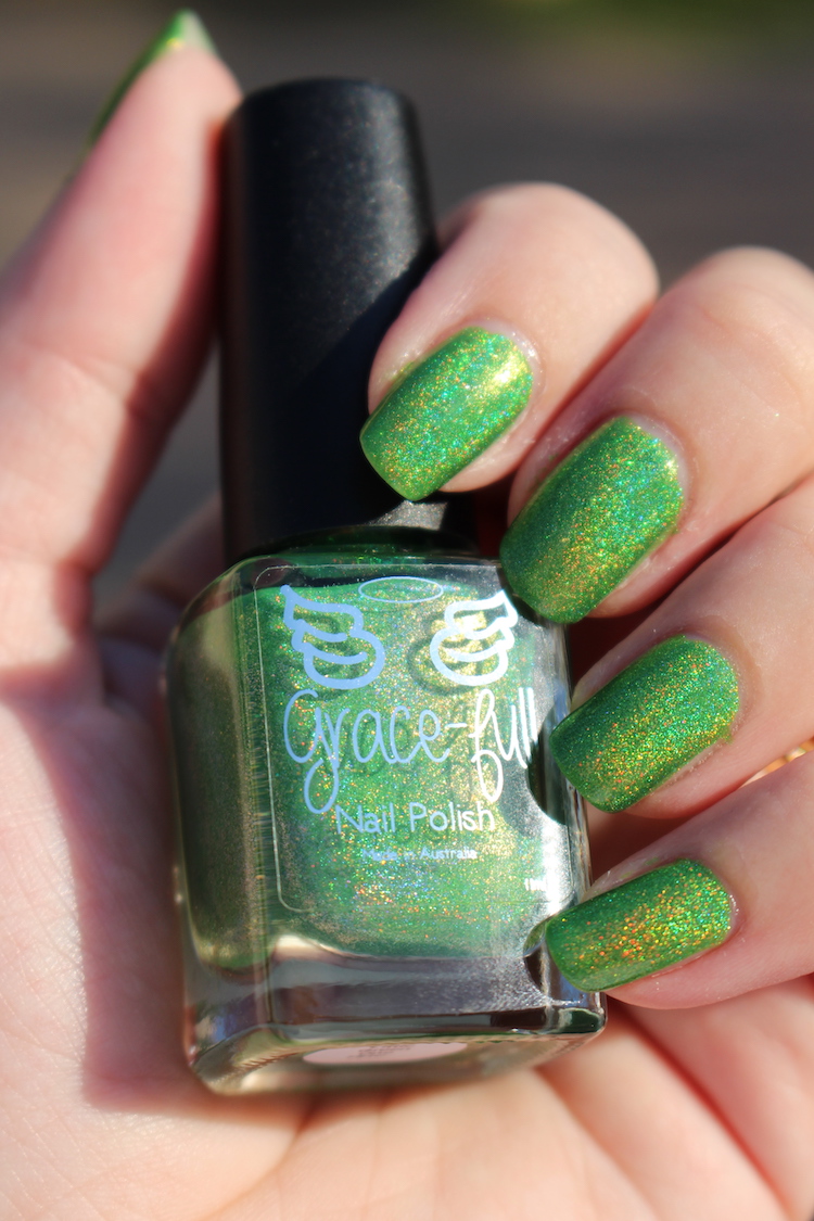 Grace-full Nail polish Little green one