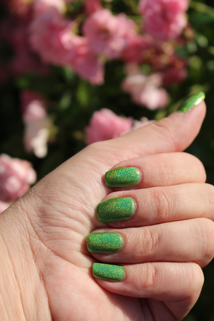 Grace-full Nail polish Little green one