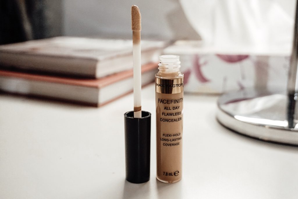 Max Factor Facefinity all day concealer 