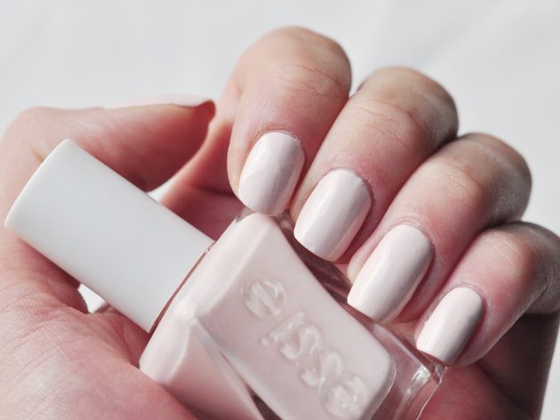 Essie Lace Me Up