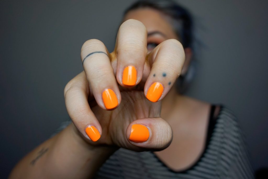 orange nagellack