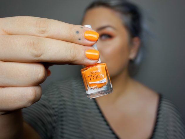 orange nagellack