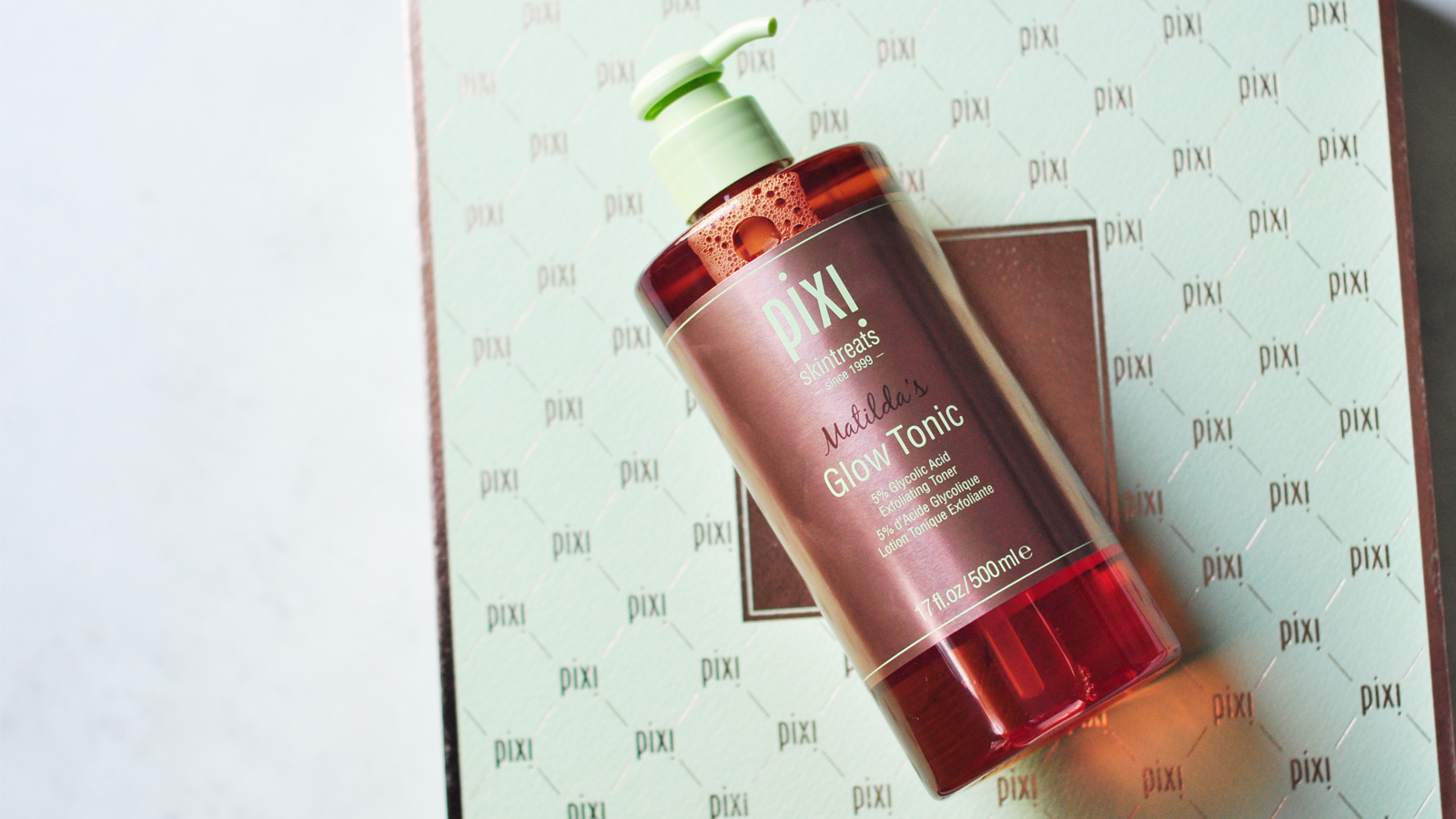 Gigantisk Pixi Glow Tonic