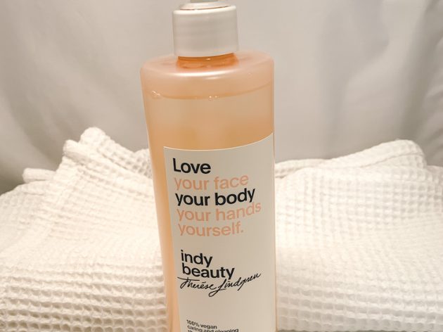 Indy Beauty Caring and Cleaning Shower