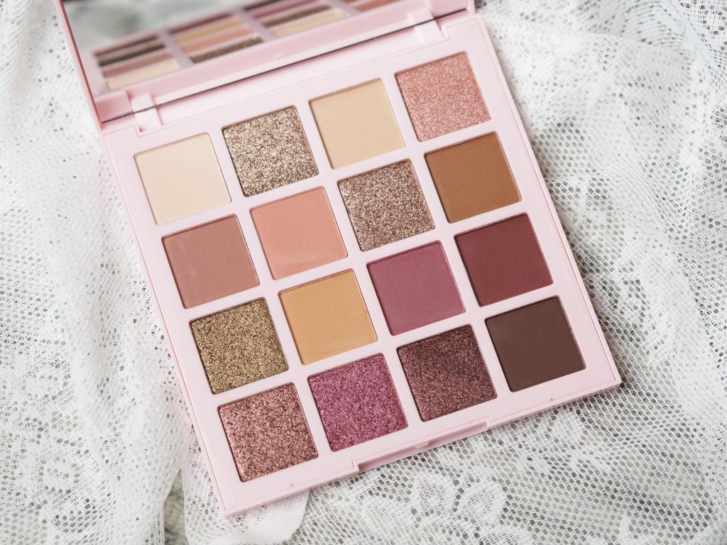 La Girl Pro Eyeshadow palette Mastery