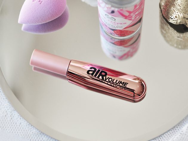 Air Volume Mega Mascara