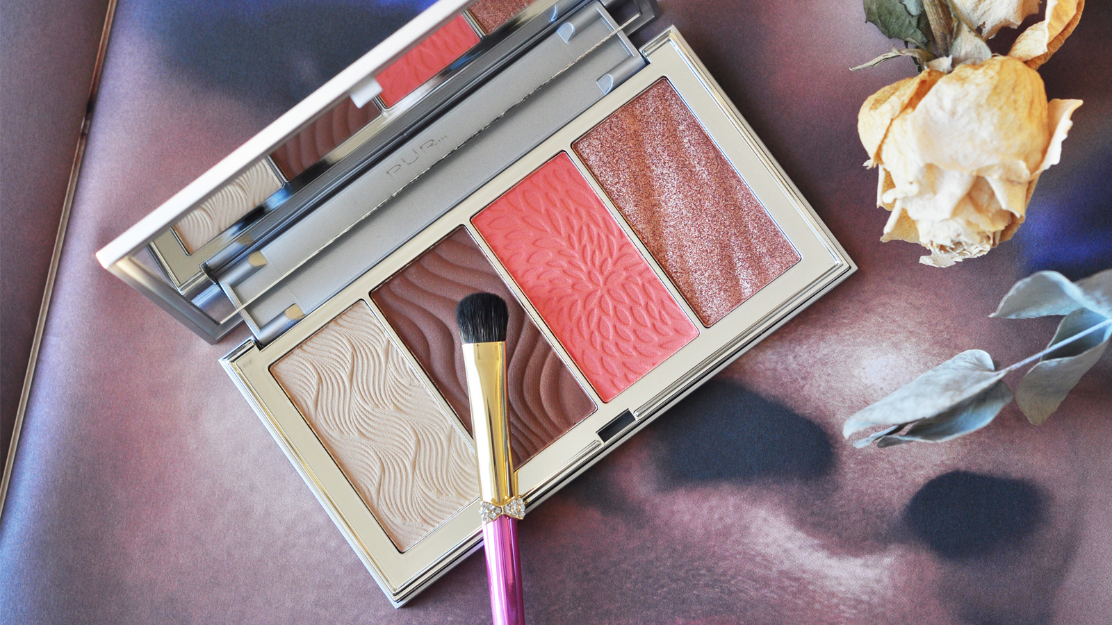 PÜR 4-in-1 Skin Perfecting Powders