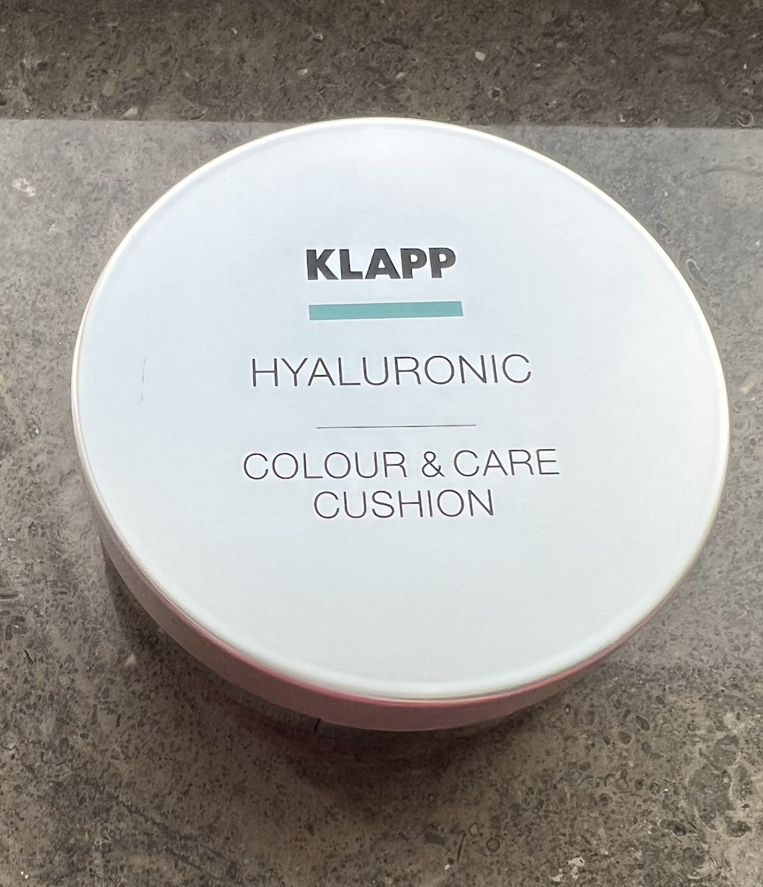 Klapp Cosmetics Hyaluronic Colour + Care Cushion.