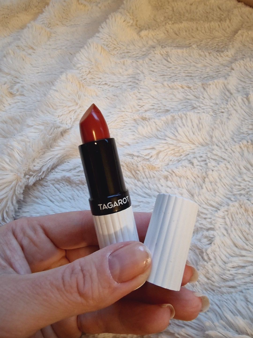 Und Gretel Tagarot Lipstick