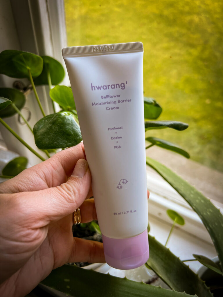 Hwarang' Bellflower Barrier Moisturizing Cream