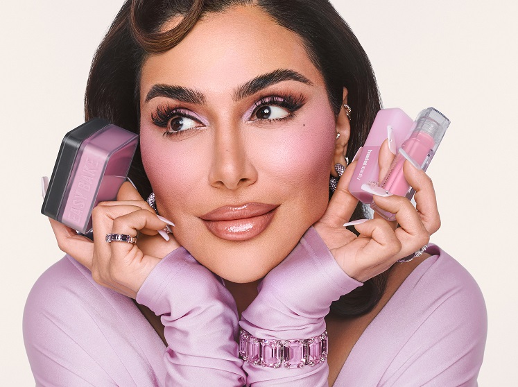 Huda Kattan lila puder