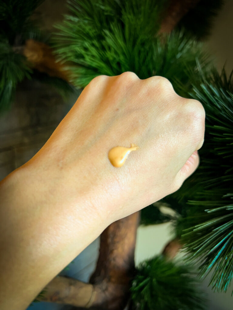 Glow & plump glass skin drops