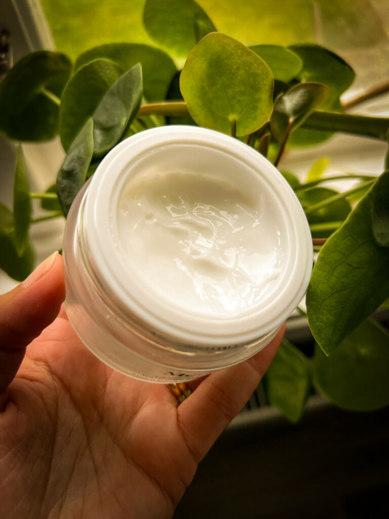 Total moisture daily facial cream