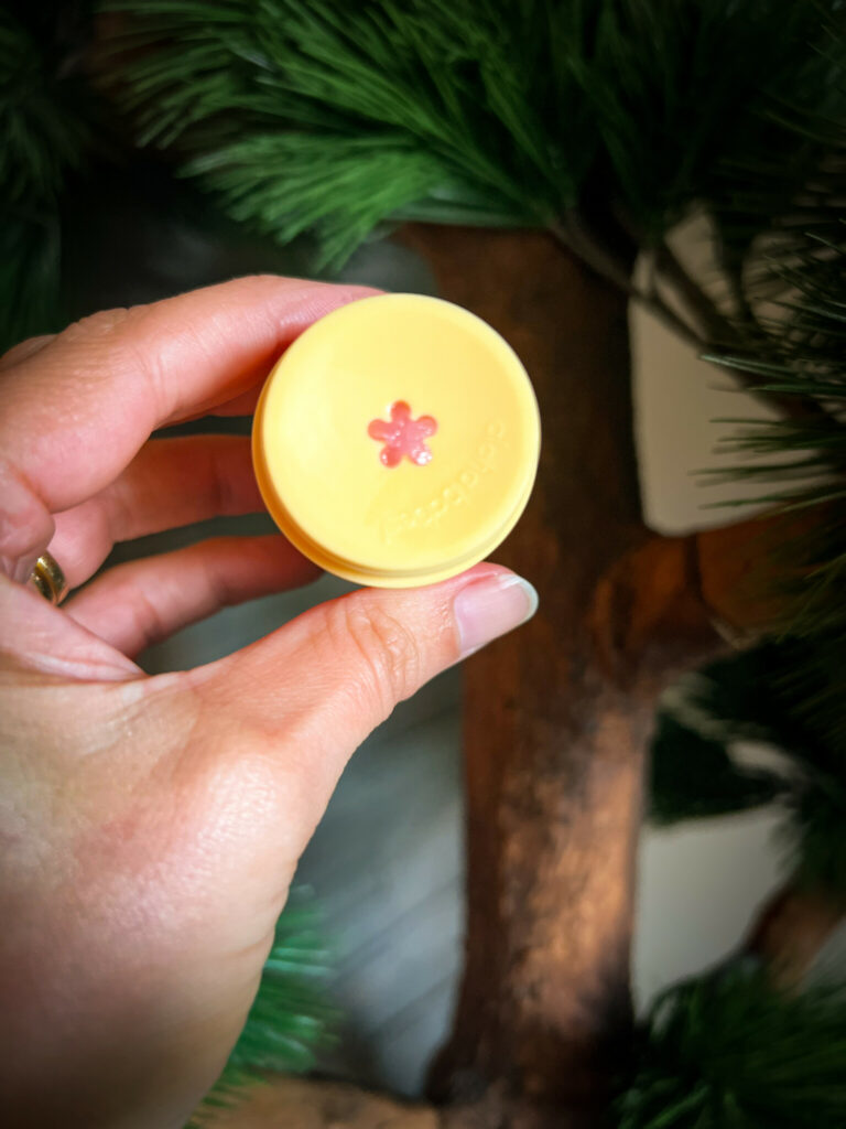 Essence aloha babes lip balm