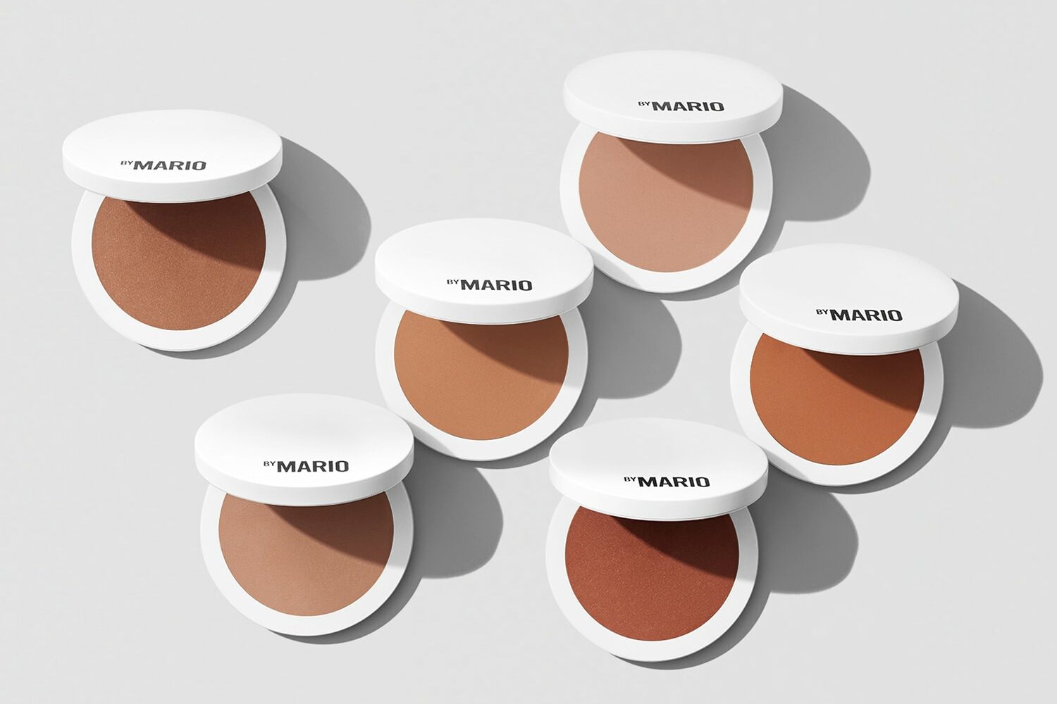 Makeup by Mario Soft Sculpt Bronzer.
